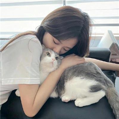 搏击傲娇小女生